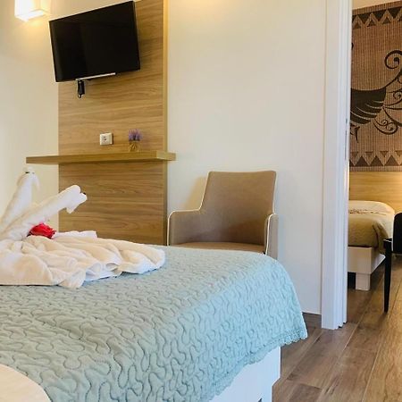 Relais Del Borgo- Domo Hotel Porto San Paolo  Room photo